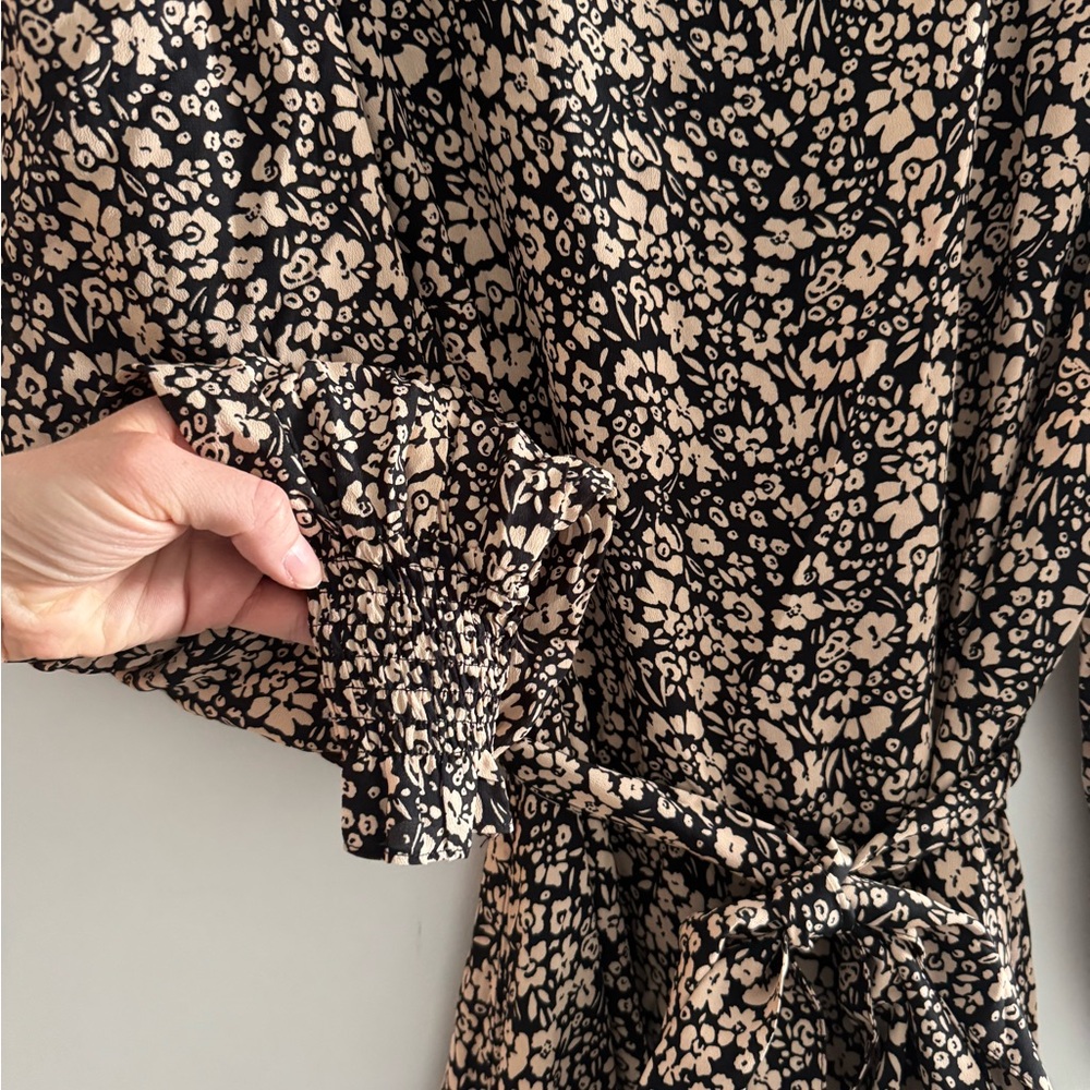 Boden Tiered Floral Maxi Dress - Picture 4 of 9